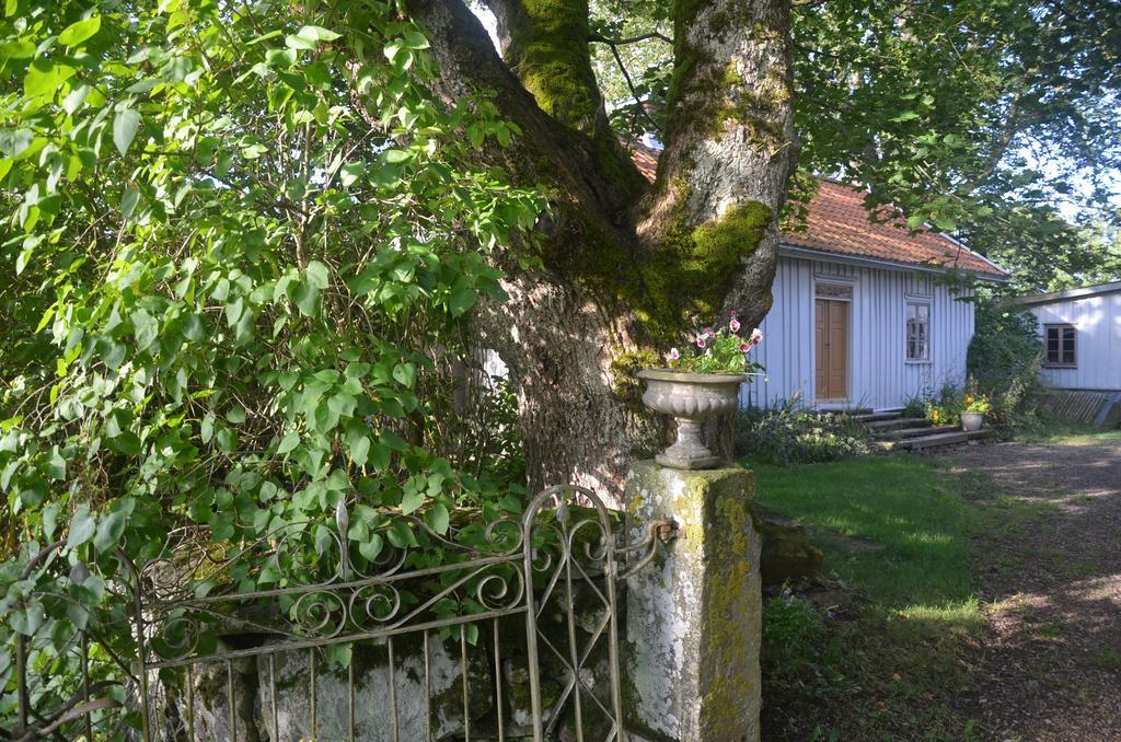 Naestegarden Bed & Breakfast Sätuna 외부 사진