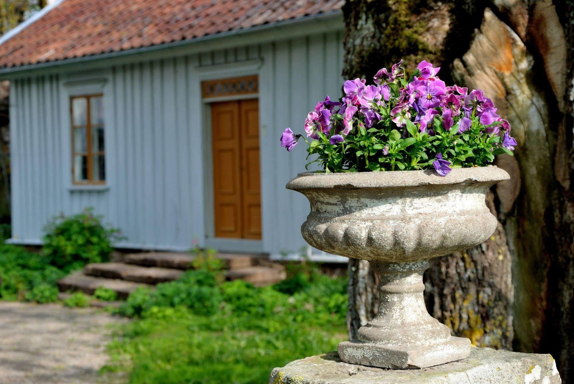 Naestegarden Bed & Breakfast Sätuna 외부 사진